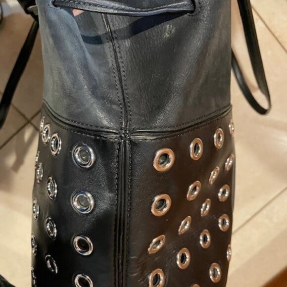 Tory Burch T-Grommet Leather Bucket Bag w Drawstring - Picture 16 of 16